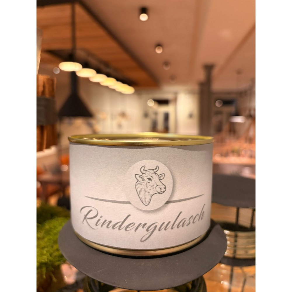 Rindergulasch | Klassisches Schmorgericht in kräftiger Sauce